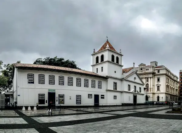 Қазақстан тұлғалары, тарихи өнерлер, көркем мекендер, Қазақстан мәдениеті.